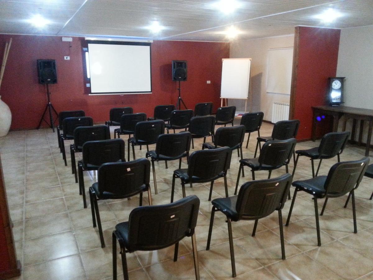 Hotel Mora Los Antiguos Esterno foto
